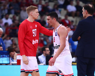 Ετοιμάζει πρόταση στον Λαρεντζάκη ο Ολυμπιακός - Ανανεώνει και δίνει δανεικό τον Τανούλη