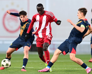 Από τον Ολυμπιακό στην Νότιγχαμ Φόρεστ ο Σιλά