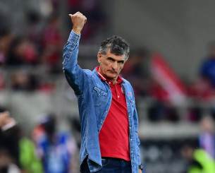 Έρχεται ο Μεντιλίμπαρ και πάει στου Ρέντη