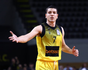 Η σχέση ΑΕΚ και Φλιώνη έγινε πιο δυνατή μέσα από δυσκολίες