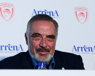 Τσάκος: «Το Red Arrena ταιριάζει στο ΣΕΦ»