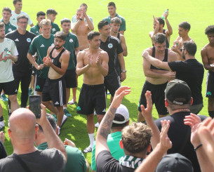 Πήγαν στον κόσμο οι παίκτες του Παναθηναϊκού - «Δώστε τα όλα για το πρωτάθλημα»