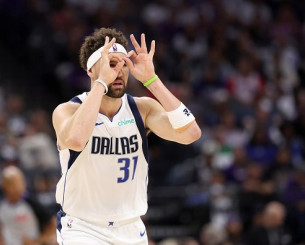 Ασταμάτητος Κλέι Τόμσον: Ευστόχησε σε 72 σερί τρίποντα! (video)