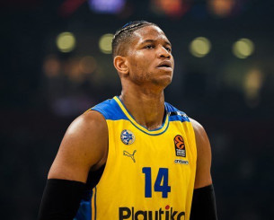 Στον... αέρα η μεταγραφή του Ριβέρο στον Ερυθρό Αστέρα