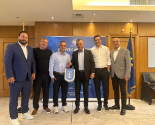 Συνάντηση της διοίκησης της ΚΑΕ Ηρακλής με τον Γιάννη Βρούτση Συνάντηση της διοίκησης της ΚΑΕ Ηρακλής με τον Γιάννη Βρούτση