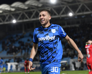 Συμφώνησε με Κιάκο ο Πανιώνιος - Επίσημο φινάλε με 11 ποδοσφαιριστές Συμφώνησε με Κιάκο ο Πανιώνιος - Επίσημο φινάλε με 11 ποδοσφαιριστές