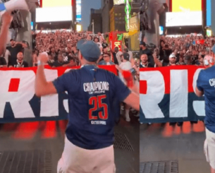 Οπαδοί της Παρί Σεν Ζερμέν έκαναν... απόβαση στην Times Square (video)