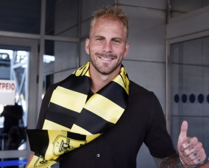 Έφτασε στη Θεσσαλονίκη και υπογράφει στον Άρη ο Ράτσιτς