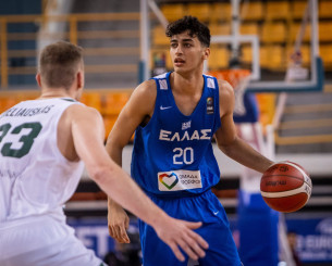 Ασταμάτητος Σαμοντούροβ με 12 πόντους στη πρώτη περίοδο εναντίον της Τσεχίας (video)