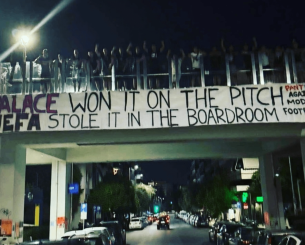 Στο πλευρό της Κρίσταλ Πάλας οι οπαδοί του Πανιωνίου - «Το κέρδισε στο γήπεδο, η UEFA το έκλεψε» Στο πλευρό της Κρίσταλ Πάλας οι οπαδοί του Πανιωνίου - «Το κέρδισε στο γήπεδο, η UEFA το έκλεψε»