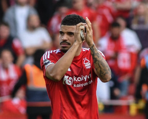 «Θρίλερ» με τη μεταγραφή του Γκιμπς-Γουάιτ – Η Νότιγχαμ κατηγορεί την Τότεναμ για παράνομη προσέγγιση