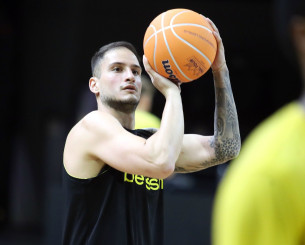 Work in silence: Ο Αρσενόπουλος άλλαξε τρόπο σκέψης για να αρπάξει την ευκαιρία στην ΑΕΚ