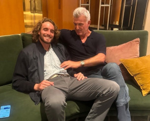 «Πατέρας και γιος, προπονητής και παίκτης»: Η ανάρτηση του Απόστολου Τσιτσιπά με τον Στέφανο «Πατέρας και γιος, προπονητής και παίκτης»: Η ανάρτηση του Απόστολου Τσιτσιπά με τον Στέφανο