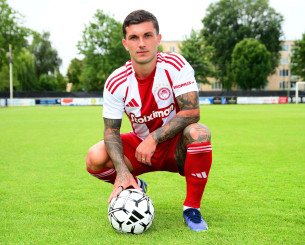 Στρεφέτσα: «Πιστεύω ότι θα ταιριάξω πολύ με τη φιλοσοφία του Ολυμπιακού»