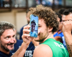 Η Ιταλία ξεκίνησε προετοιμασία για το Eurobasket με... Πολονάρα (video) Η Ιταλία ξεκίνησε προετοιμασία για το Eurobasket με... Πολονάρα (video)