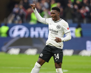 Στην Αθήνα από τα ξημερώματα κι ο Μπούτα για να τελειώσει τη μεταγραφή στον Παναθηναϊκό