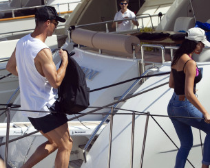 Ο Ρονάλντο συνεχίζει την περιοδεία του στην Ελλάδα - Αυτό είναι το νέο νησί που παραθερίζει