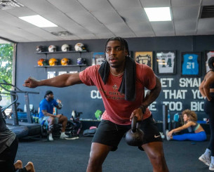 «Ο Φρανκ έχει προοδεύσει αυτό το καλοκαίρι»: Στα άδυτα της προετοιμασίας του Μπάρτλεϊ ενόψει ΑΕΚ «Ο Φρανκ έχει προοδεύσει αυτό το καλοκαίρι»: Στα άδυτα της προετοιμασίας του Μπάρτλεϊ ενόψει ΑΕΚ