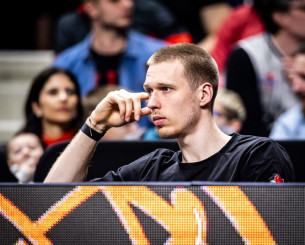 Η παρουσία του Εχόντας στην Αθήνα για την ΑΕΚ Betsson και η συζήτηση με Σάκοτα Η παρουσία του Εχόντας στην Αθήνα για την ΑΕΚ Betsson και η συζήτηση με Σάκοτα