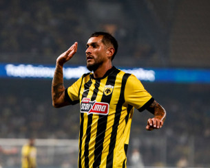 Τρέχει, μαρκάρει, δημιουργεί - Ο Περέιρα αποδεικνύει γιατί τον κράτησε ο Νίκολιτς στην ΑΕΚ Τρέχει, μαρκάρει, δημιουργεί - Ο Περέιρα αποδεικνύει γιατί τον κράτησε ο Νίκολιτς στην ΑΕΚ