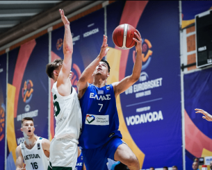 Καζαμίας για τη νίκη της Εθνικής Εφήβων: «Δεν υπήρχε άλλη επιλογή»