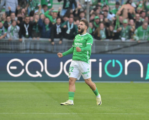 Ο Παναθηναϊκός το παλεύει για τον Νταβιτασβίλι της Σεντ Ετιέν για τη θέση του αριστερού εξτρέμ