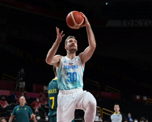 Ο Ζόραν Ντράγκιτς έμεινε εκτός Εθνικής Σλοβενίας και η σύζυγός του αντέδρασε: «Τσίρκο»