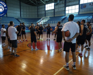 Η Μύκονος έβαλε.. μπρος για μια ιστορική σεζόν Η Μύκονος έβαλε.. μπρος για μια ιστορική σεζόν