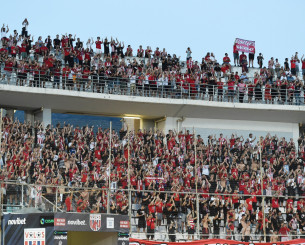 «Κοκκινίζει» ο Βόλος: Ο Ολυμπιακός ζητάει περισσότερα από 15.000 εισιτήρια