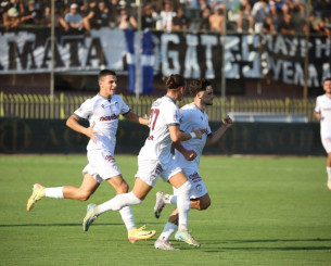 Πρόκριση με ανατροπή για την ΑΕΛ, 2-1 την Καλαμάτα