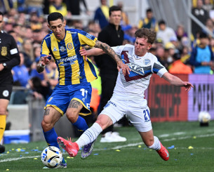 «Η Γοδόι Κρουζ δεν έχει πειστεί από την πρόταση του Ολυμπιακού για Αντίνο»