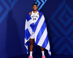 Το «γαλανόλευκο» μήνυμα του Γιάννη Αντετοκούνμπο ενόψει Eurobasket