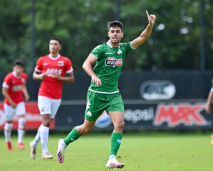 Κλείνει στο Αιγάλεω ο Αθανασακόπουλος