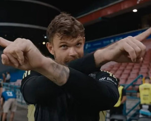 Τα νοήματα που έκαναν οι προπονητές τερματοφυλάκων στον Ντραγκόφσκι στη διαδικασία των πέναλτι