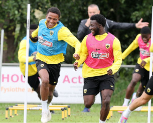 Ο Νίκολιτς, ο ρόμβος και οι (πολλοί) ακραίοι στην ΑΕΚ