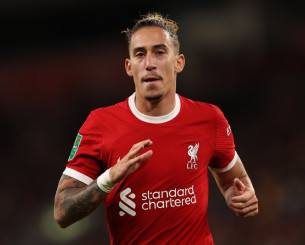 Στην πόρτα της εξόδου από τη Λίβερπουλ ο Τσιμίκας, καραδοκεί η Νότιγχαμ Φόρεστ