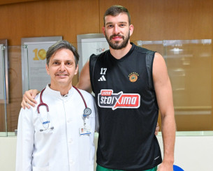 Στο «Υγεία» ο Ρογκαβόπουλος - Πέρασε από ιατρικές εξετάσεις Στο «Υγεία» ο Ρογκαβόπουλος - Πέρασε από ιατρικές εξετάσεις