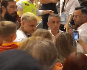 Χαμός στην Τουρκία με Ικάρντι - Εριξε κουτουλιά σε οπαδό (video)