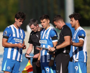 Με Κωστούλα και Τζίμα η ενδεκάδα της Μπράιτον κόντρα στην Άρσεναλ