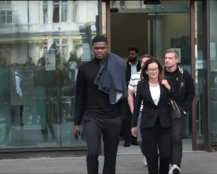 Ελεύθερος με περιοριστικούς όρους ο Πάρτεϊ, μετά τις κατηγορίες για πέντε βιασμούς