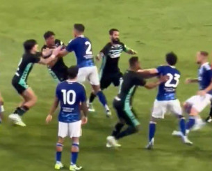 Φιλικό με... μπουνιές ανάμεσα σε Μπέτις και Κόμο (video)