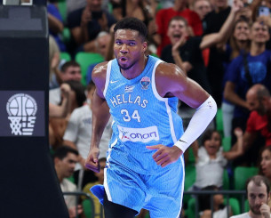 Ο Γιάννης και οι... πολυθεσίτες της Εθνικής στο Eurobasket 2025
