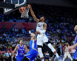 Έπαθε... πανικό το Eurobasket με τις απανωτές φάσεις του Γιάννη Αντετοκούνμπο