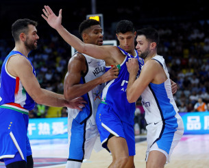 Η Ελλάδα πέρασε... χειροπέδες στον Φοντέκιο που τα «έσπασε» με 1/11 σουτ