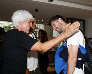 Χαμόγελα στην πρώτη συγκέντρωση των διεθνών εν όψει Λευκορωσίας και Δανίας