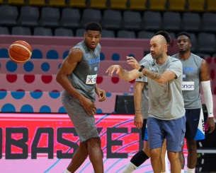 Η Εθνική που αλλάζει... τσιπάκι και οι οδηγίες του Σπανούλη