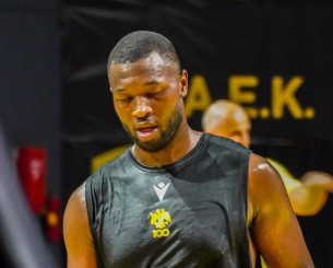 «Ταύρος» στην πρώτη προπόνηση με την ΑΕΚ ο Γκρέι