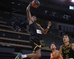 Η παρουσία της Φενέρμπαχτσε στη Sunel Arena δείχνει ποιο είναι το brand name της ΑΕΚ Η παρουσία της Φενέρμπαχτσε στη Sunel Arena δείχνει ποιο είναι το brand name της ΑΕΚ