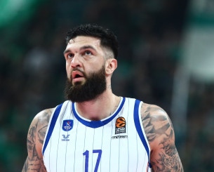 Σοκ με Πουαριέ στην Εφές: Εκτός δράσης για τέσσερις μήνες