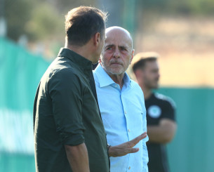 Παρών στην προπόνηση του Παναθηναϊκού ο Αλαφούζος Παρών στην προπόνηση του Παναθηναϊκού ο Αλαφούζος